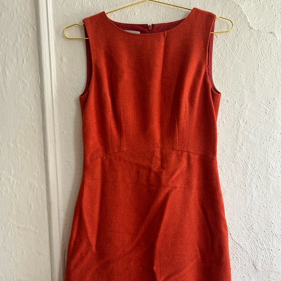 Elegant Sleeveless Orange Dress - Picture 1 of 3